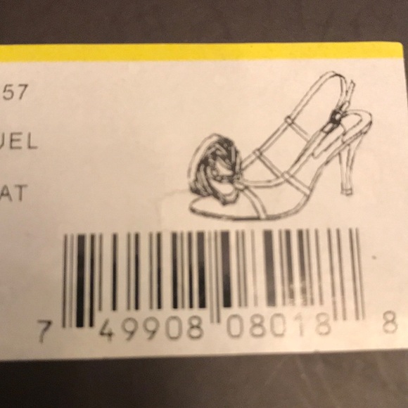 NEW Badgley Mischka Black Satin Shoes - Picture 10 of 10